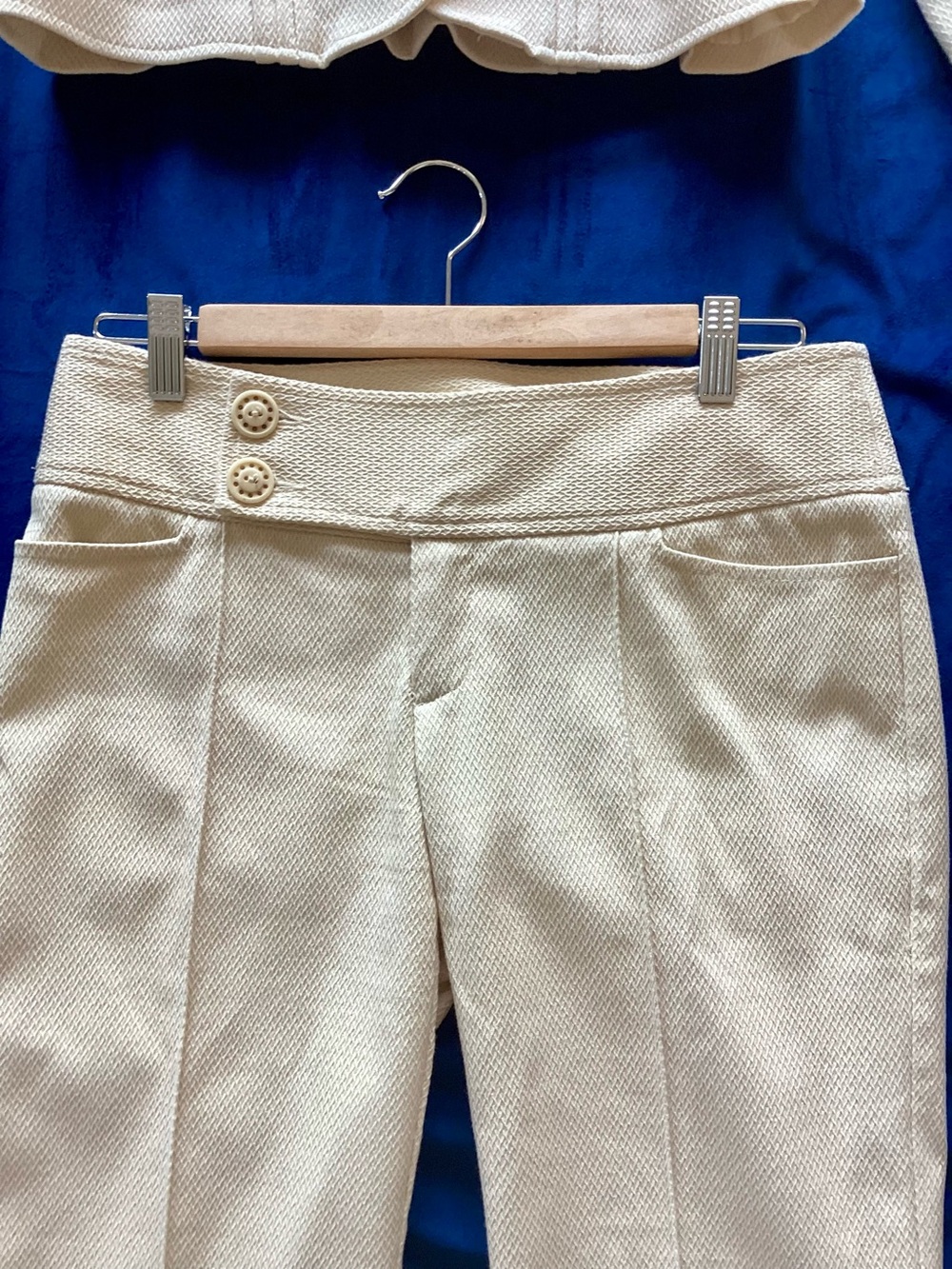 Nanette Lepore Cream Textured 2-Piece Pantsuit Split Size 4 / 2 Like New women’s - Picture 11 of 12